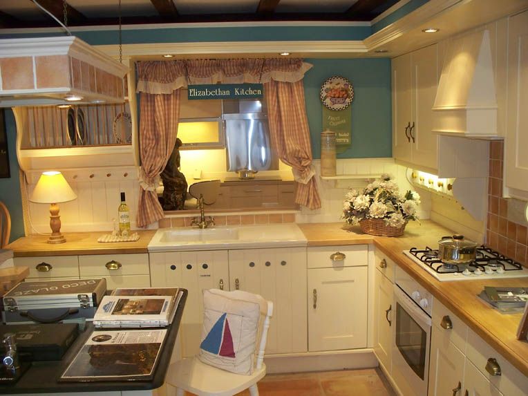 Traditional-Kitchens